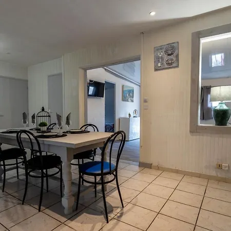Holiday home Domaine De Bois Joli Buis-les-Baronnies